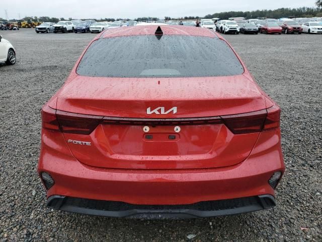 2022 KIA Forte FE