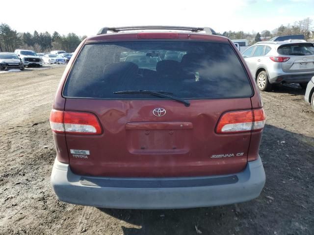 2002 Toyota Sienna CE