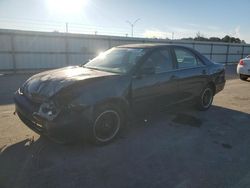 Carros salvage a la venta en subasta: 2004 Toyota Camry LE