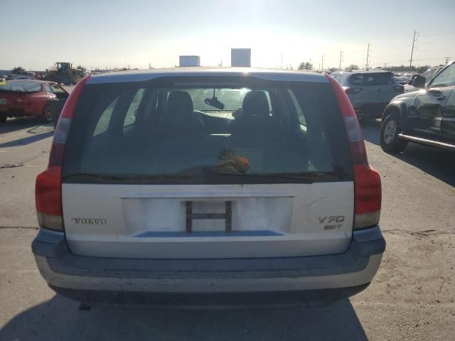 2004 Volvo V70 FWD