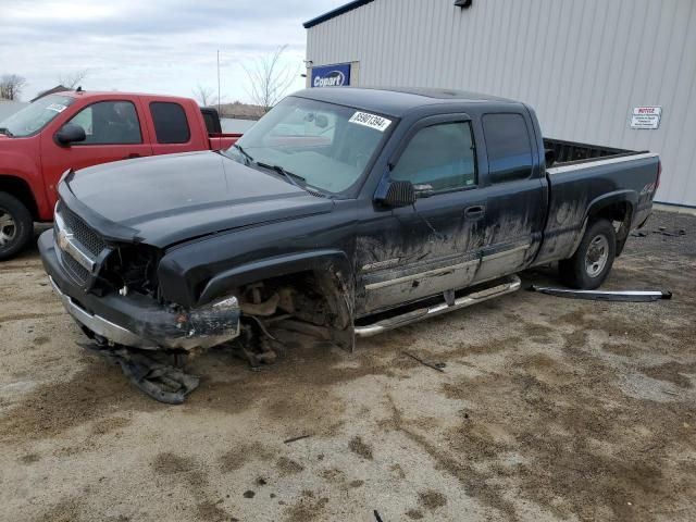 2004 Chevrolet Silverado K2500 Heavy Duty