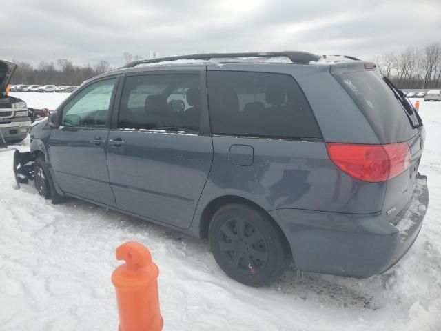 2009 Toyota Sienna CE