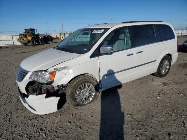 2015 Chrysler Town & Country Touring L