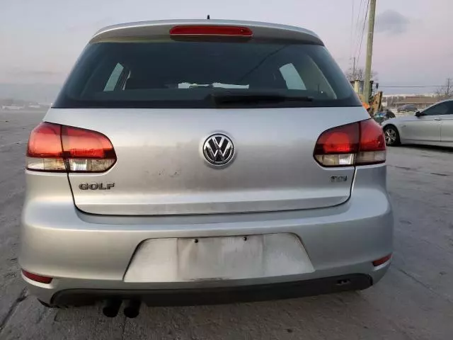 2013 Volkswagen Golf