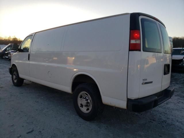 2015 Chevrolet Express G2500