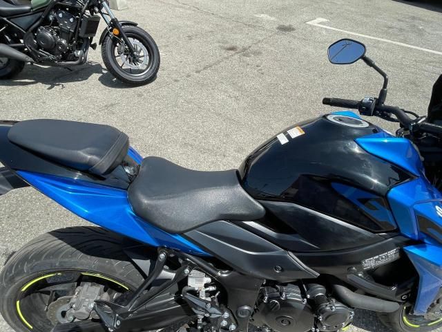 2022 Suzuki GSX-S750 M