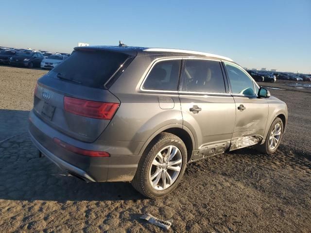 2019 Audi Q7 Premium Plus