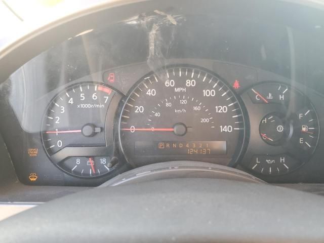 2004 Nissan Titan XE