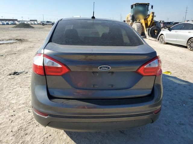 2015 Ford Fiesta SE