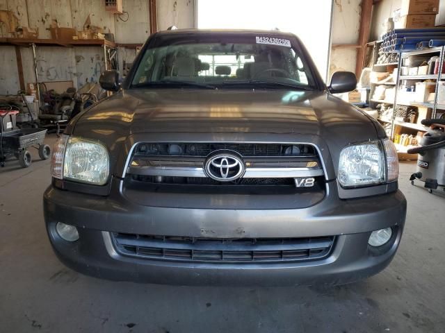 2005 Toyota Sequoia SR5