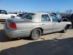 2000 Ford Crown Victoria