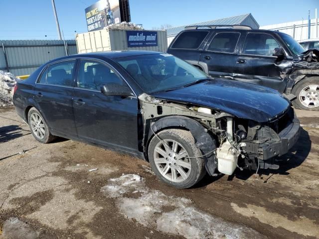 2005 Toyota Avalon XL