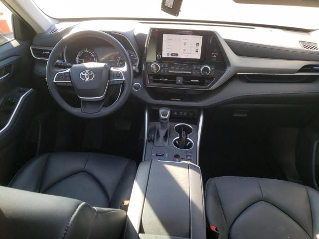 2023 Toyota Highlander Hybrid XLE