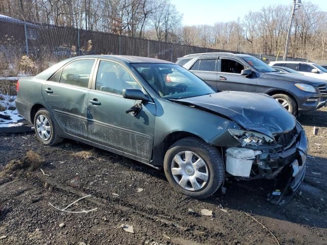 2004 Toyota Camry LE