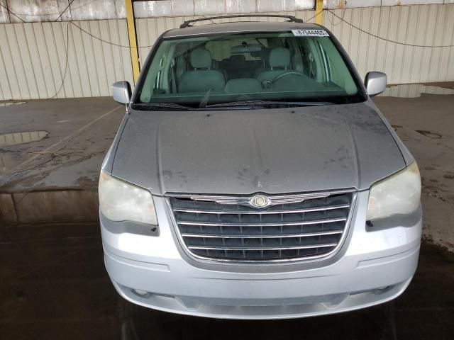 2010 Chrysler Town & Country Touring