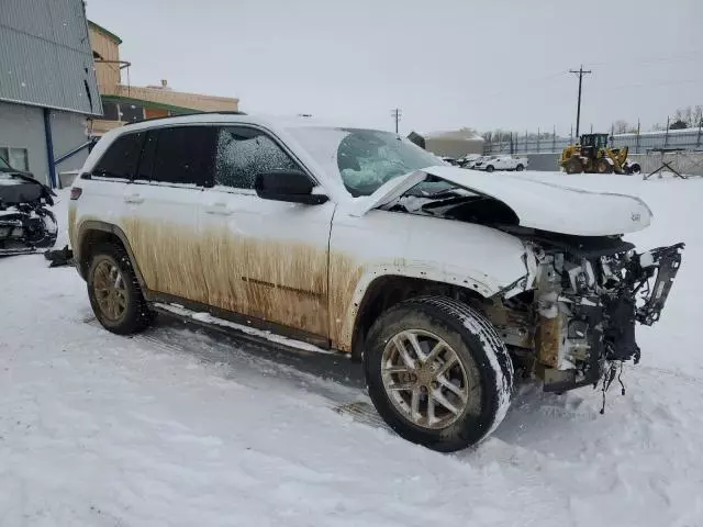 2023 Jeep Grand Cherokee Laredo