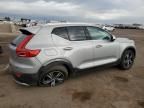 2025 Volvo XC40 Core