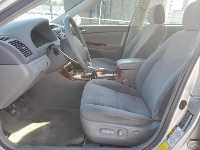 2005 Toyota Camry LE