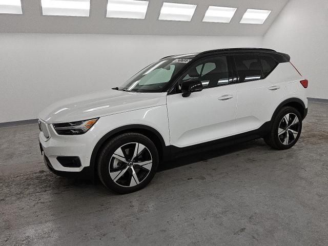 2022 Volvo XC40 P8 Recharge Plus