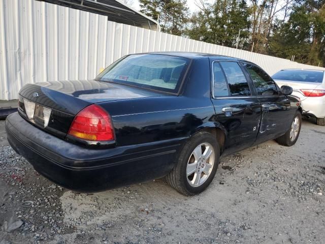 2003 Ford Crown Victoria LX