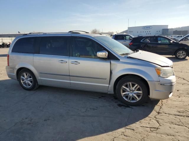 2008 Chrysler Town & Country Limited