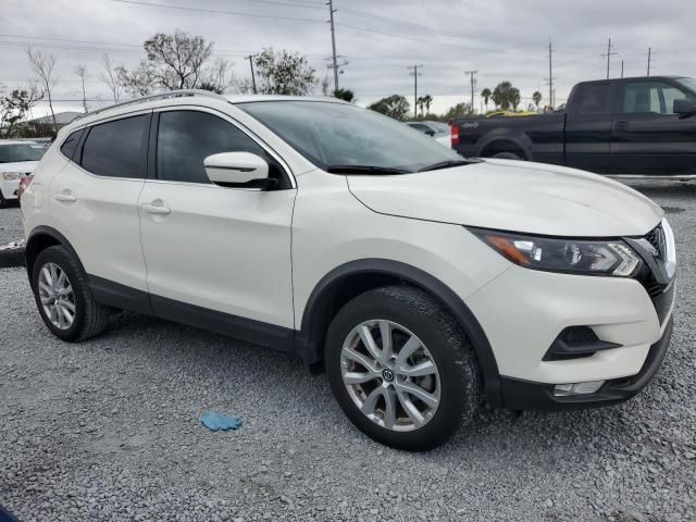 2022 Nissan Rogue Sport SV