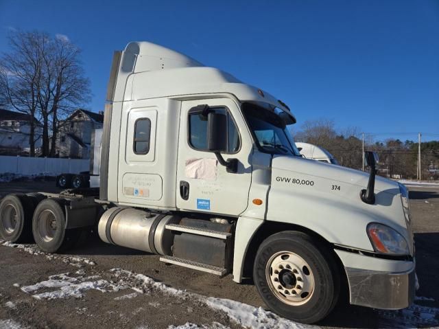 2018 Freightliner Cascadia 125