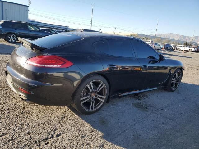 2014 Porsche Panamera 2