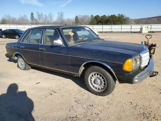 1985 Mercedes-Benz 300 DT