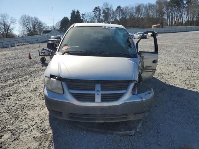 2005 Dodge Caravan SE