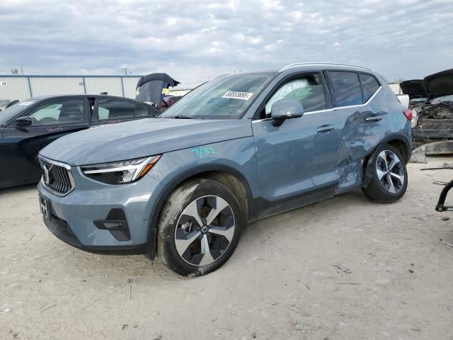 2023 Volvo XC40 Plus