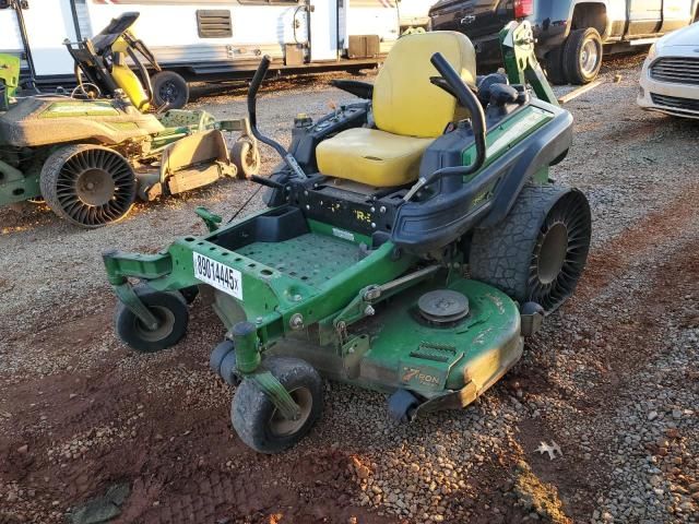 2018 John Deere 60