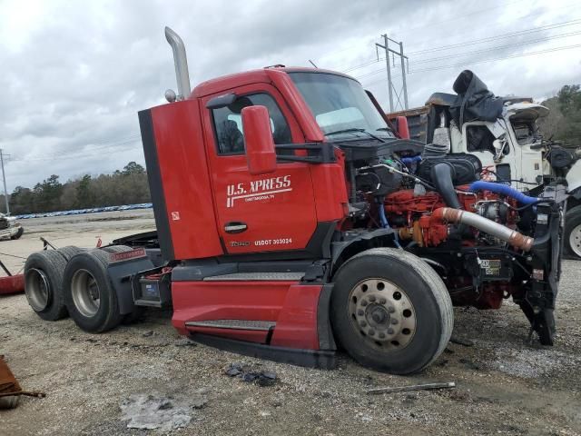 2024 Kenworth Construction T680