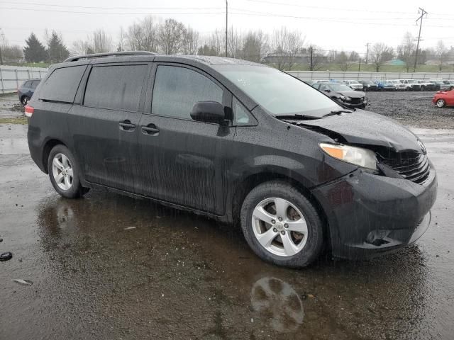 2011 Toyota Sienna LE