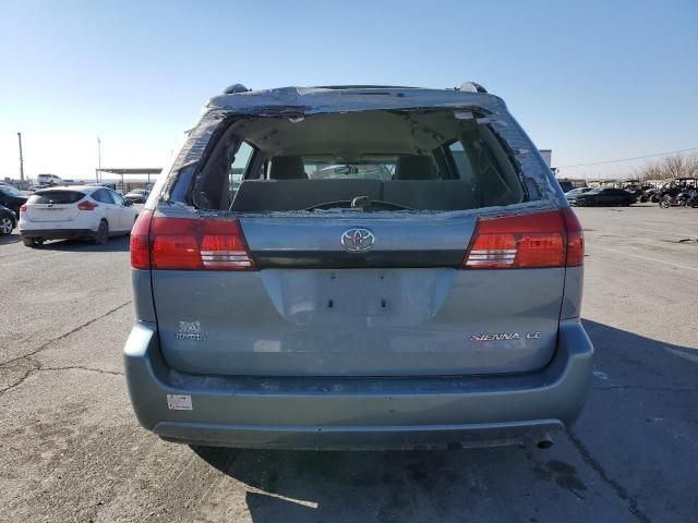 2004 Toyota Sienna CE