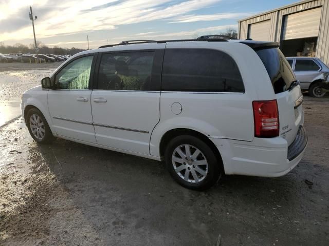 2010 Chrysler Town & Country Touring