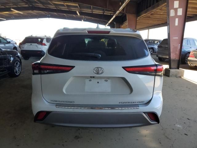 2022 Toyota Highlander Platinum