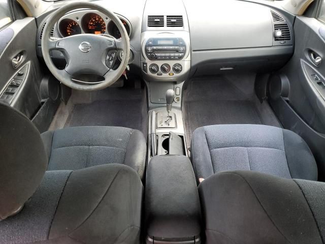 2004 Nissan Altima Base