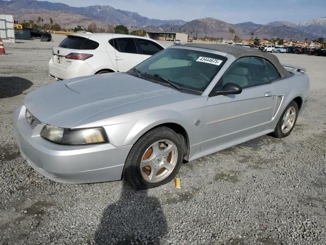 2004 Ford Mustang