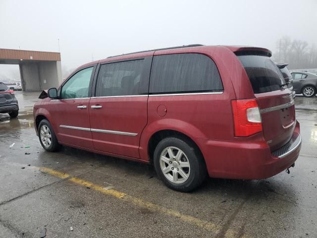 2012 Chrysler Town & Country Touring