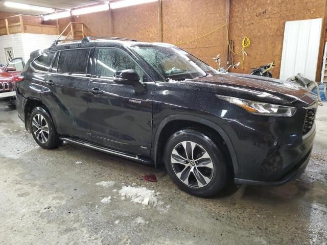 2020 Toyota Highlander Hybrid XLE