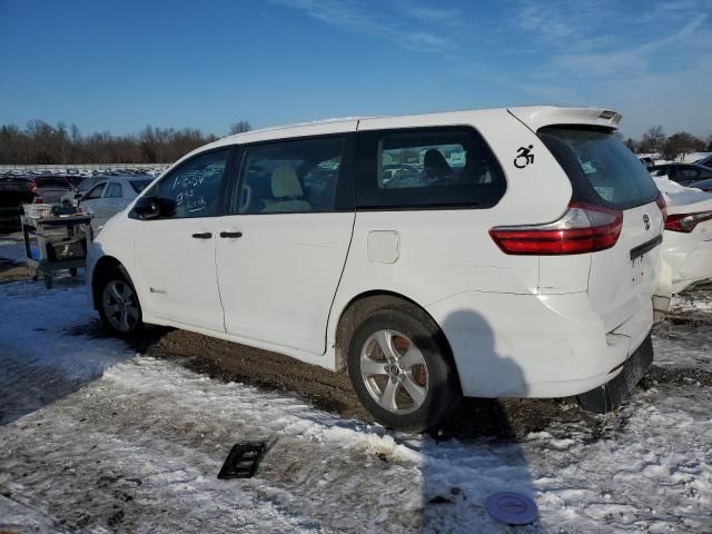 2018 Toyota Sienna L