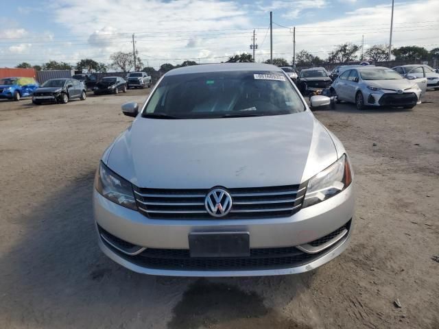 2014 Volkswagen Passat S