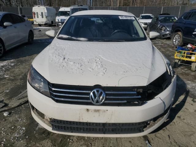 2012 Volkswagen Passat SE