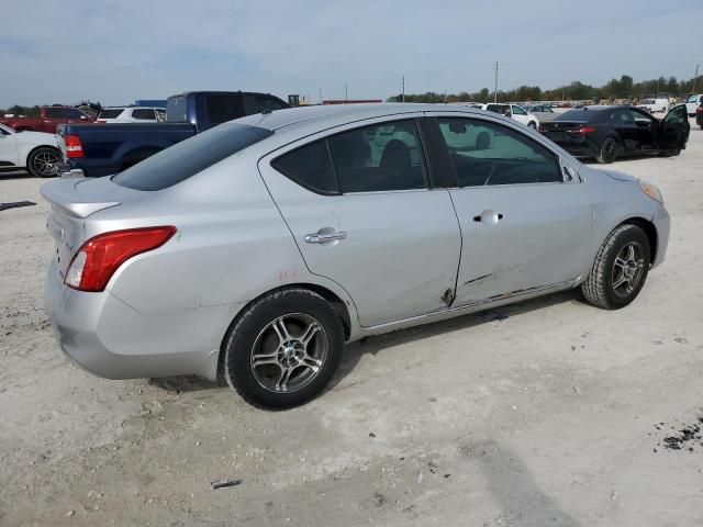 2013 Nissan Versa S