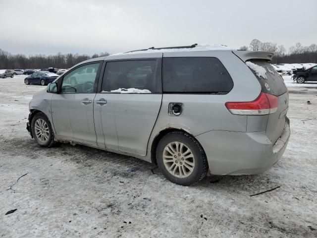 2011 Toyota Sienna XLE