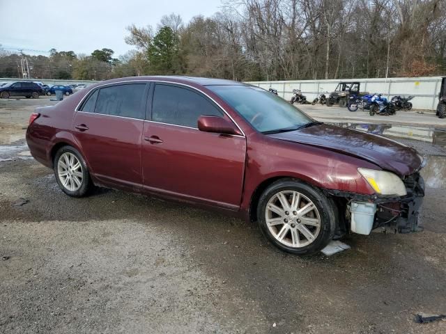 2005 Toyota Avalon XL