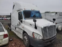 Freightliner salvage cars for sale: 2018 Freightliner Cascadia 125