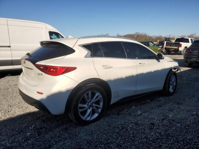 2017 Infiniti QX30 Base