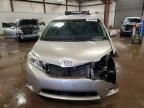 2016 Toyota Sienna XLE